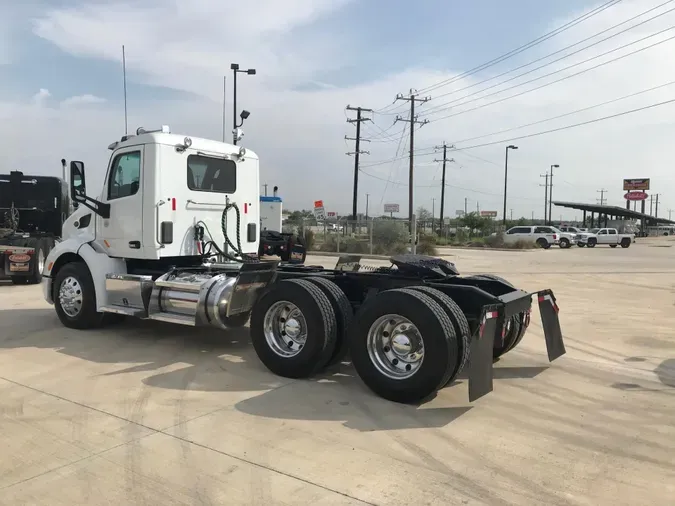 2020 Peterbilt 579