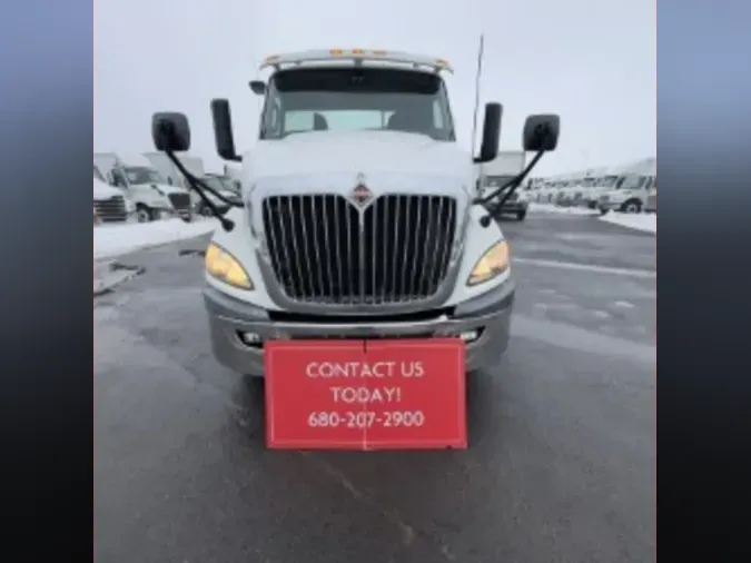 2019 NAVISTAR INTERNATIONAL RH613 DAYCAB S/A