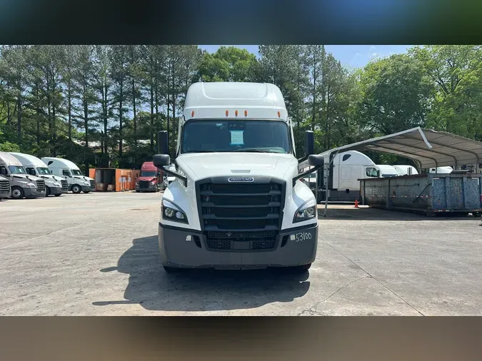 2022 Freightliner Cascadia 126