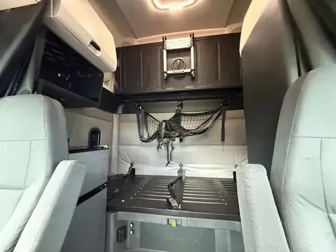 2020 FREIGHTLINER CASCADEVO1