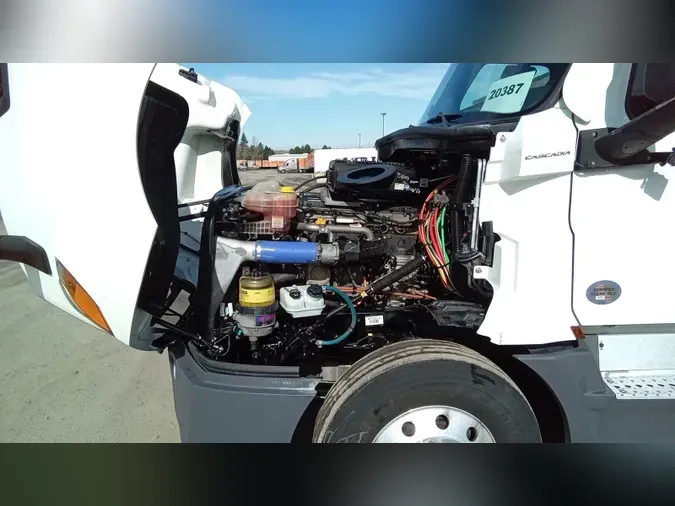 2021 Freightliner Cascadia 126c8879e4750a5b0af9de614ebe6d3d0ae