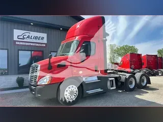 2016 FREIGHTLINER CASCADIA 113