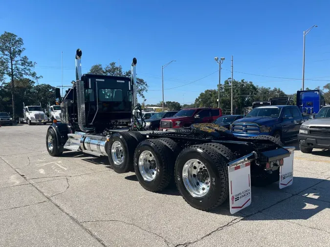 2026 Kenworth W900Lc88a6452abbc174551954d55fff0b17f