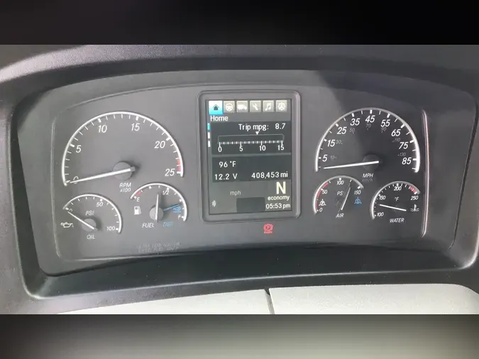 2021 Freightliner Cascadia 126