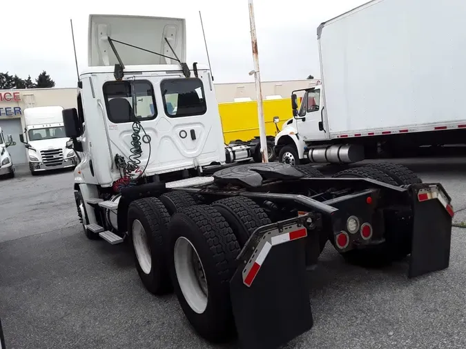 2019 FREIGHTLINER CASCADIA 125