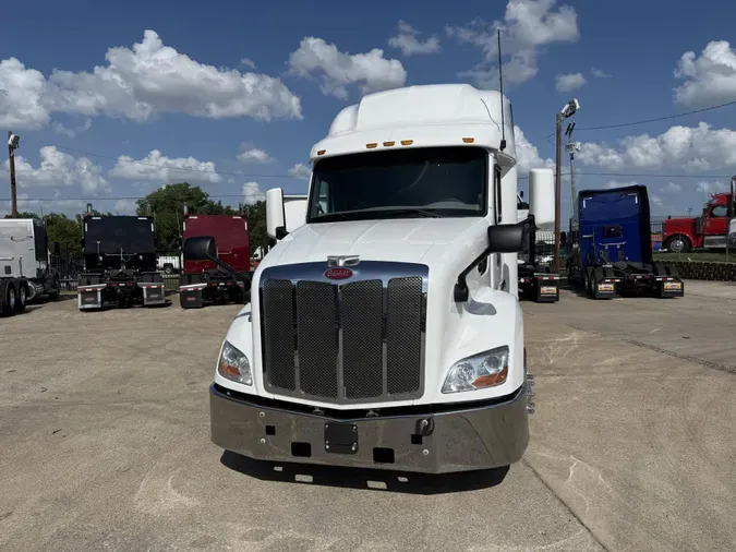 2022 Peterbilt 579