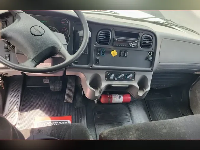 2018 FREIGHTLINER/MERCEDES M2 106
