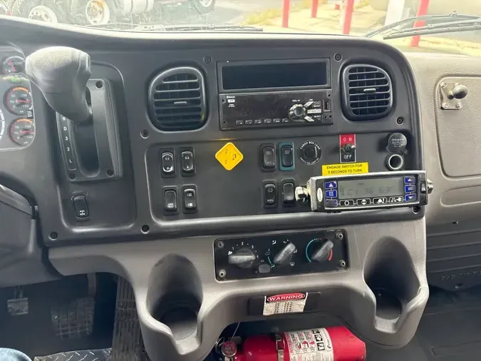 2020 FREIGHTLINER/MERCEDES M2 106c893513b5e0bfd3848beeb4e3341fd87