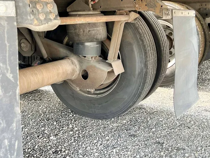 2018 UTILITY VS2RAc89360f66ce1e7131215f526820abaf8
