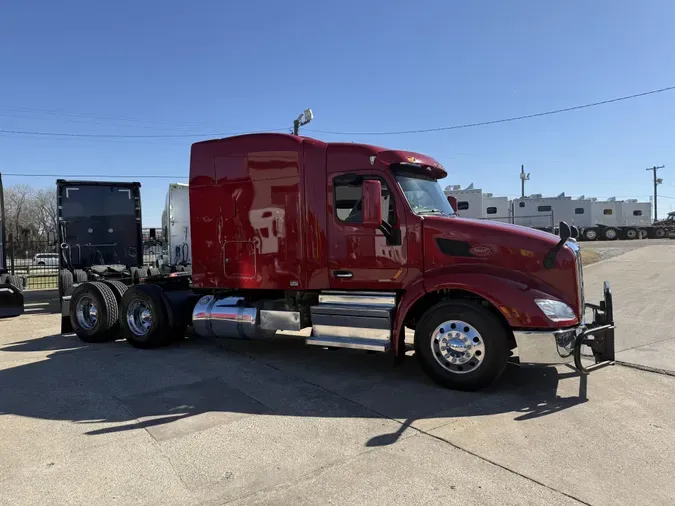 2022 Peterbilt 579