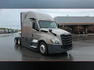 2025 Freightliner Cascadia 126