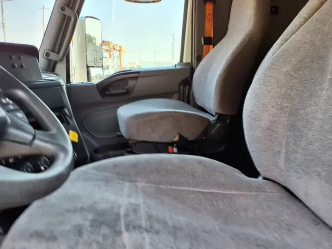 2020 NAVISTAR INTERNATIONAL LT625 SLPR CAB