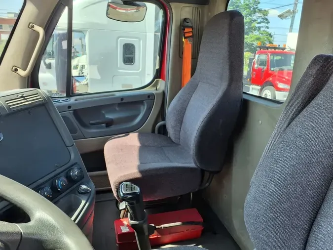 2018 FREIGHTLINER CASCADIA 113