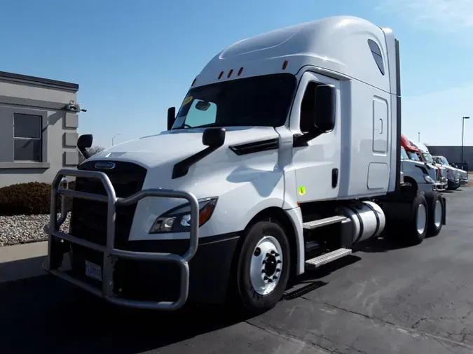 2018 FREIGHTLINER/MERCEDES CASCADIAc8b4d8a46382afad38cd3e1e095a53a2