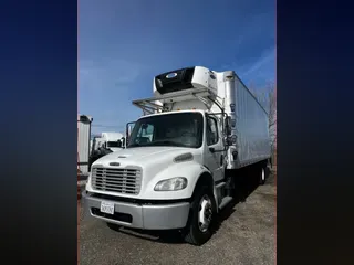 2018 FREIGHTLINER/MERCEDES M2 106