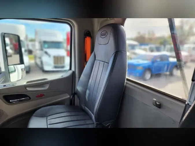 2020 Peterbilt 579