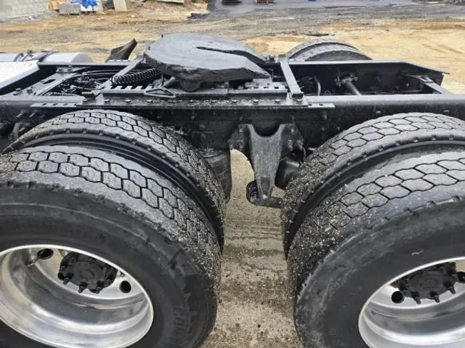 2020 International LT625