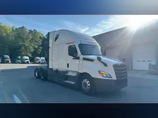 2022 Freightliner Cascadia 126
