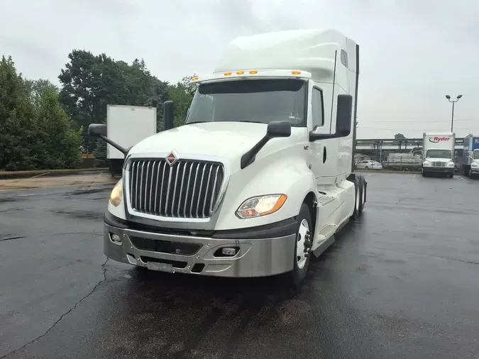 2019 NAVISTAR INTERNATIONAL LT625 SLPR CAB