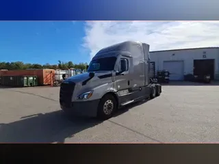 2023 Freightliner Cascadia 126
