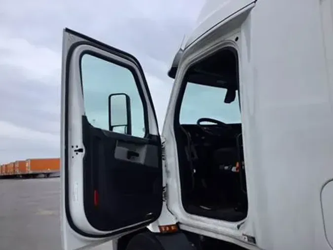 2020 Freightliner Cascadia