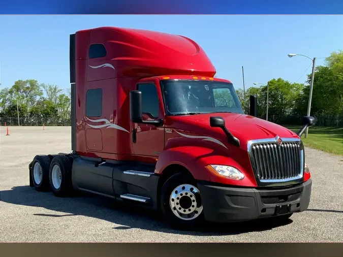 2023 INT LT625 6X4c8c24aa2f684936c59b545e64276b13d