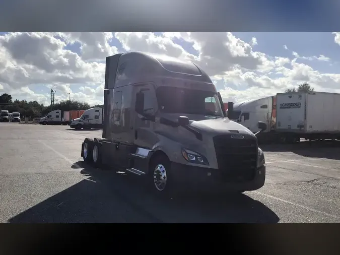 2024 Freightliner Cascadia 126c8c4857abc11ae9541d02c399c686822
