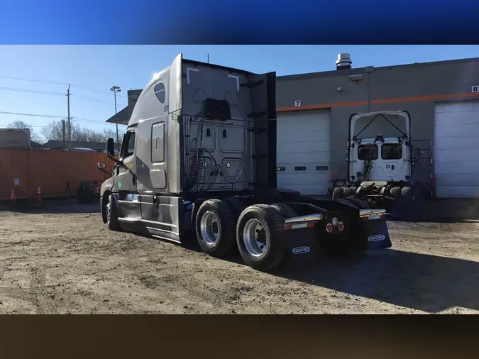 2022 Freightliner Cascadia