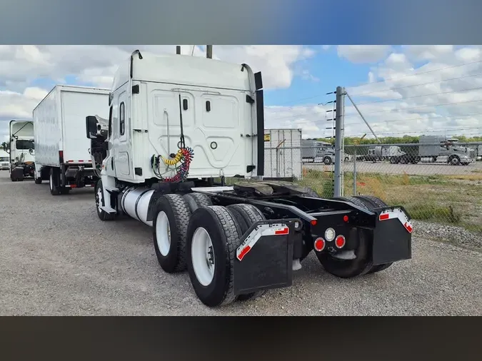 2020 FREIGHTLINER/MERCEDES CASCADIA 125