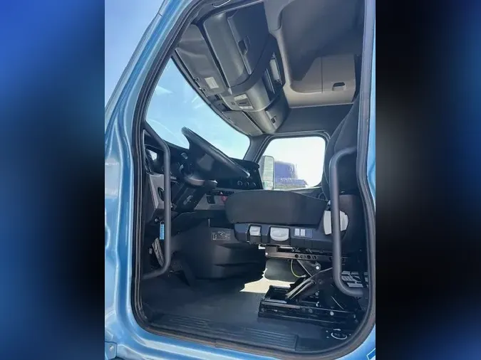2021 Freightliner Cascadia