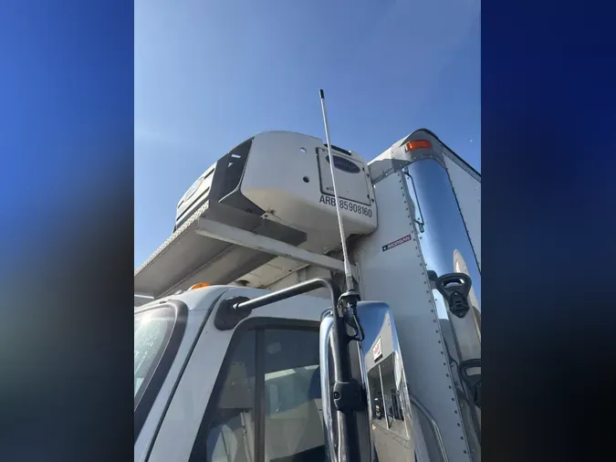 2018 FREIGHTLINER/MERCEDES M2 106