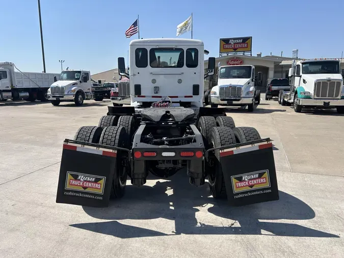 2017 Peterbilt 579