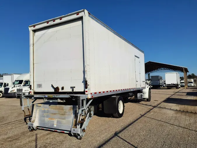 2018 FREIGHTLINER/MERCEDES M2 106