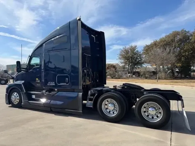 2023 Kenworth T680