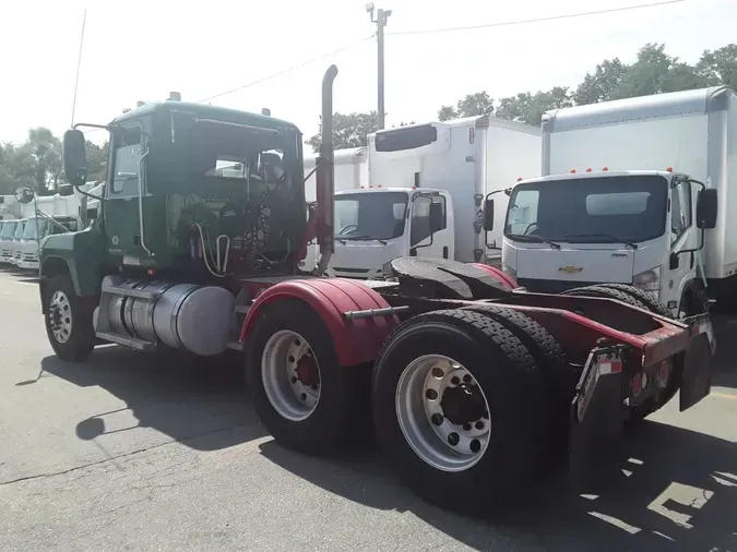2018 MACK TRUCKS, INC. CHU613