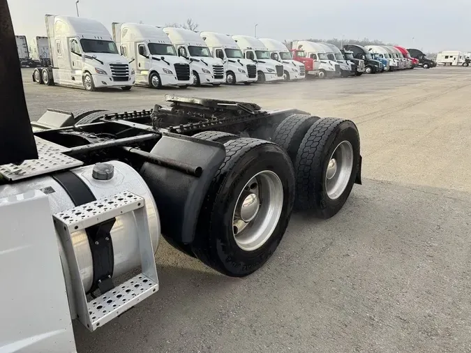2016 Freightliner Cascadia