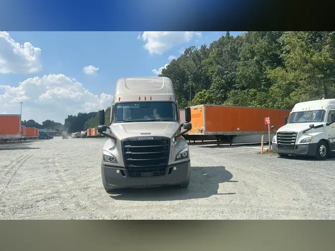2023 Freightliner Cascadia 126c8e083774980a494eeaeb8ed5caaa173