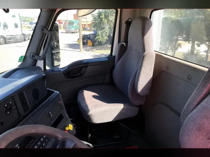 2020 INT LT625 6x4