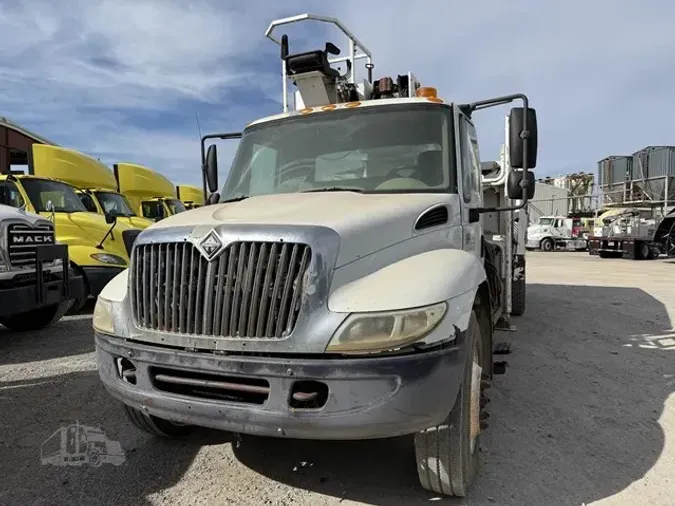 2006 INTERNATIONAL DURASTAR 4400