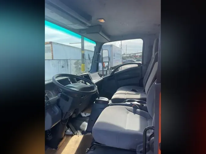 2019 ISUZU NQR