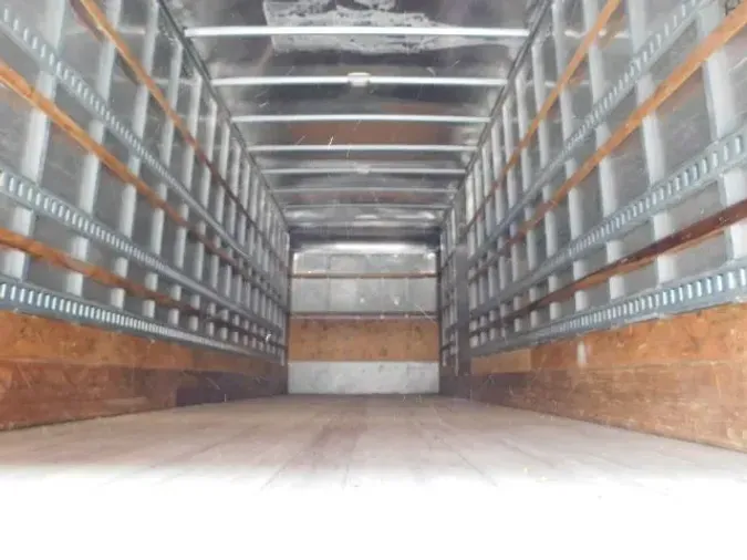 2018 Freightliner M2 106