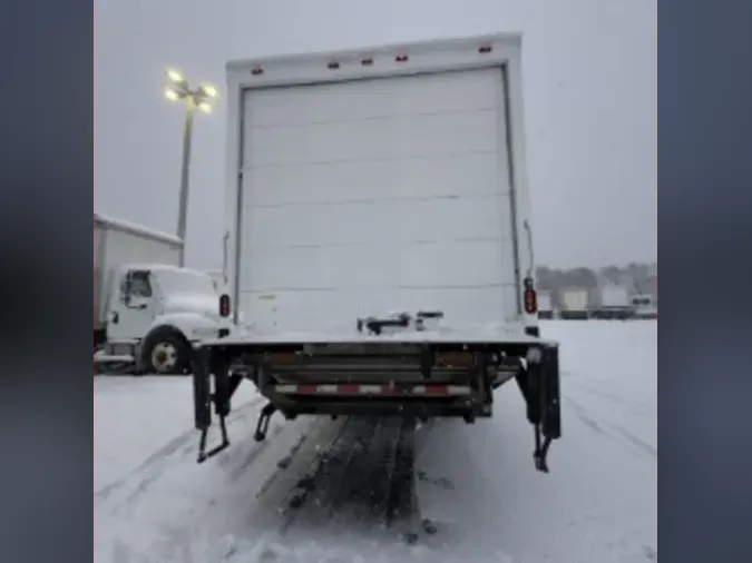 2018 FREIGHTLINER/MERCEDES M2 106