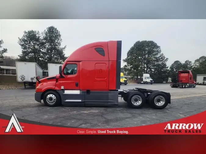 2022 FREIGHTLINER CA126