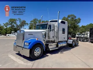 2022 KENWORTH W900L