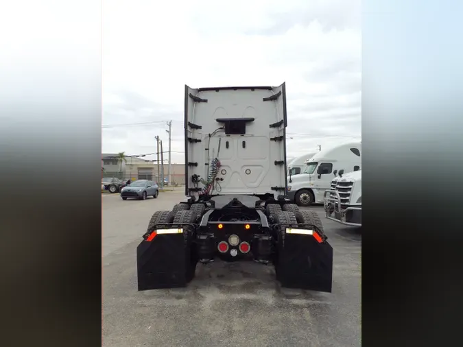 2020 FREIGHTLINER/MERCEDES CASCADIA 125