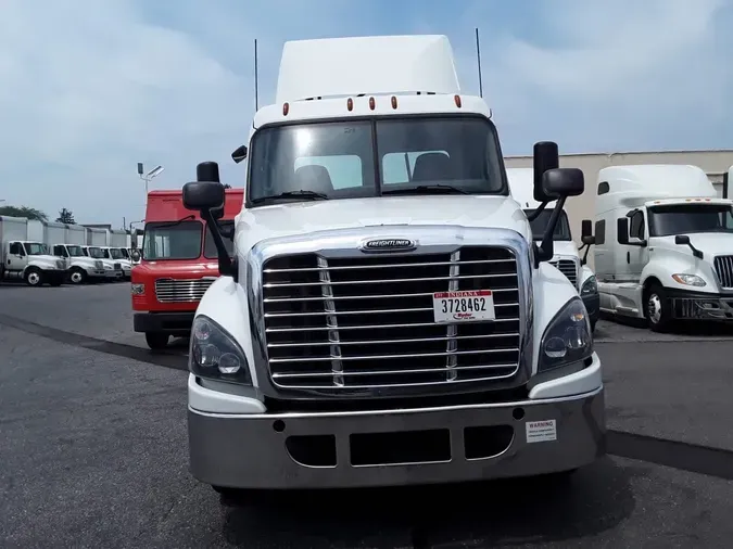 2018 FREIGHTLINER CASCADIA 125