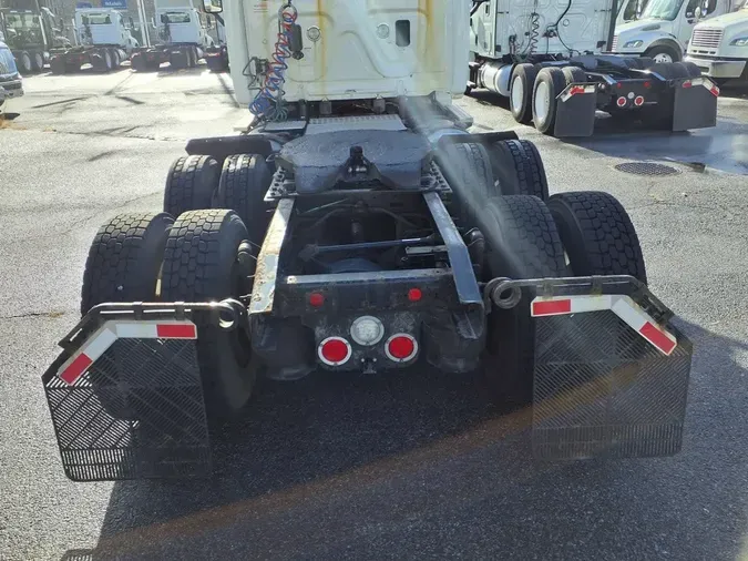 2017 FREIGHTLINER/MERCEDES CASCADIA 125