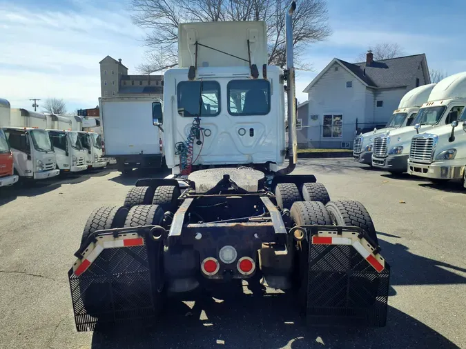 2018 FREIGHTLINER/MERCEDES CASCADIA 125