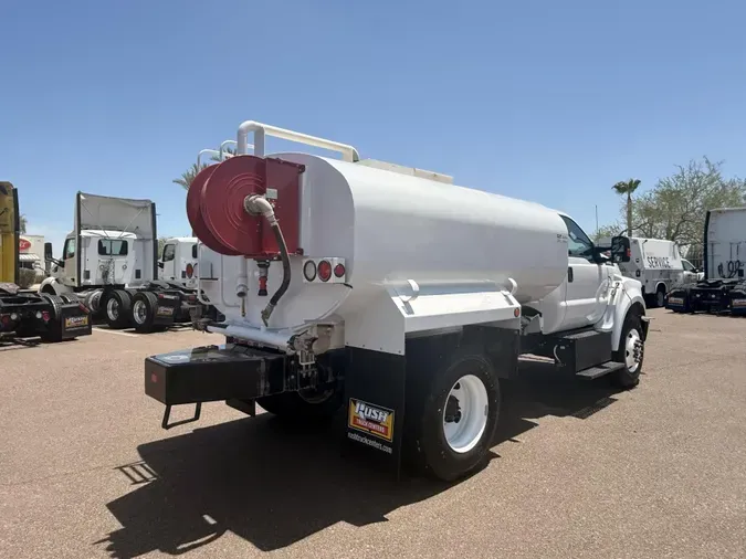 2025 Ford F-750