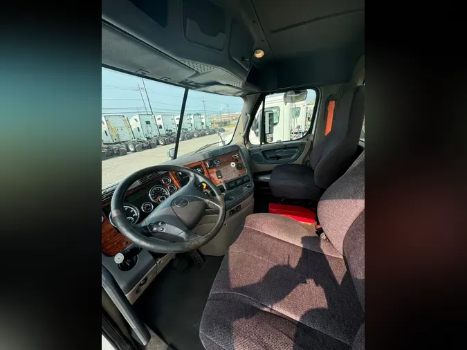 2019 FREIGHTLINER/MERCEDES CASCADIA 125